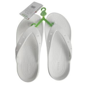 Crocs Classic Flip Flops White Men size 5 / Women 7 NWT